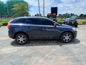Volvo XC60 2012 Blue