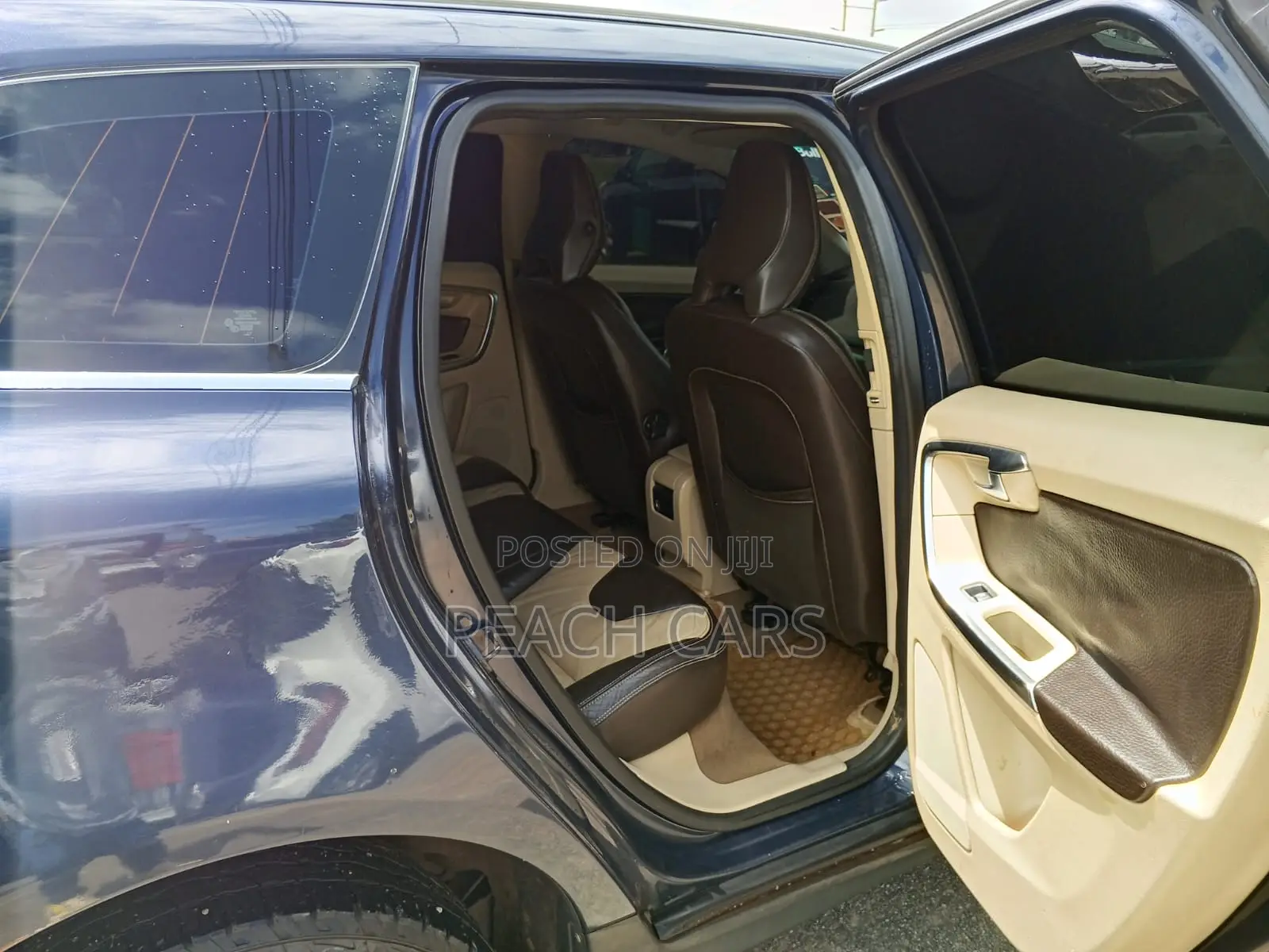 Volvo XC60 2012 Blue