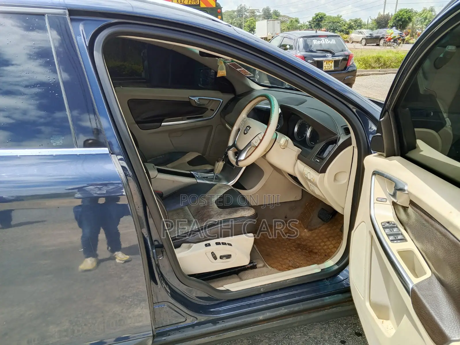 Volvo XC60 2012 Blue