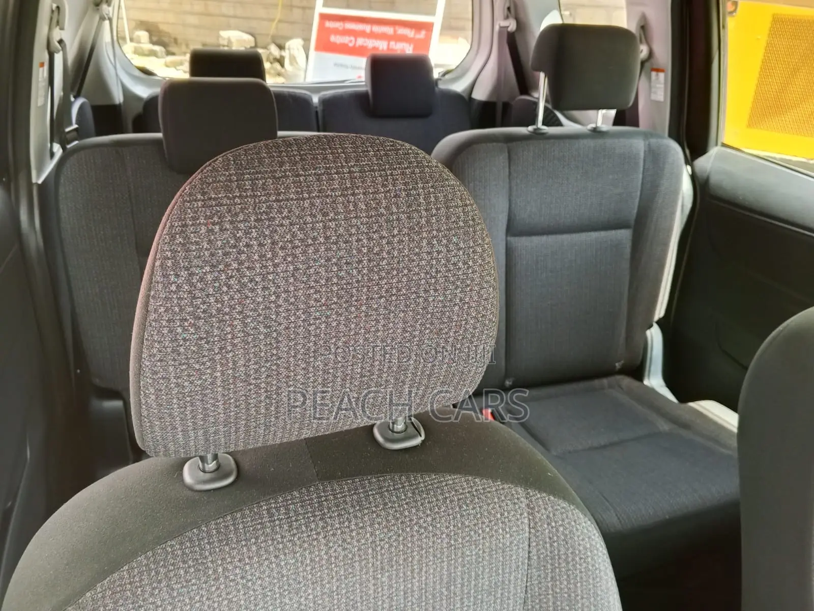 Toyota Sienta 2019 White