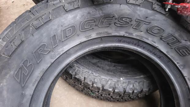 225/75r15 Bridgestone - thumbnail 2