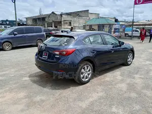 Mazda Axela 2018 Blue