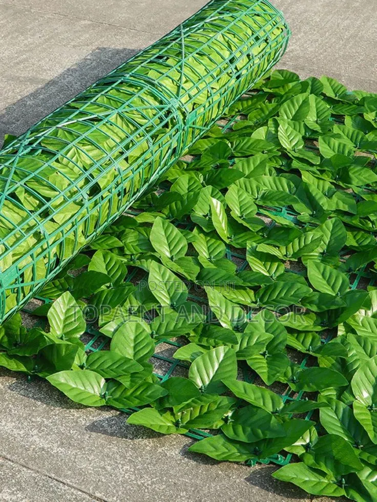 Modern Decorative Privacy Fence