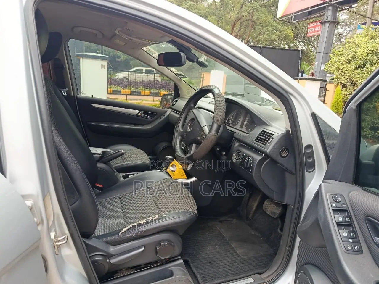 Mercedes-Benz B-Class 2009 Gray