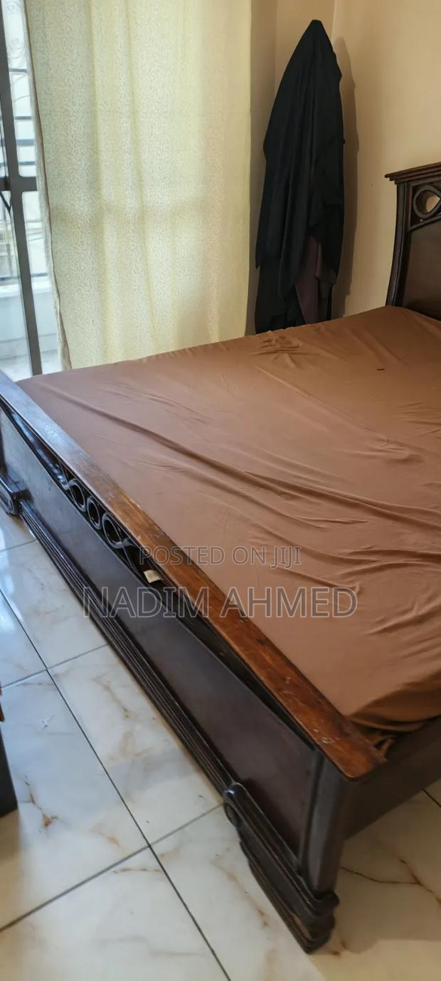 6 by 6 Bed and Matress