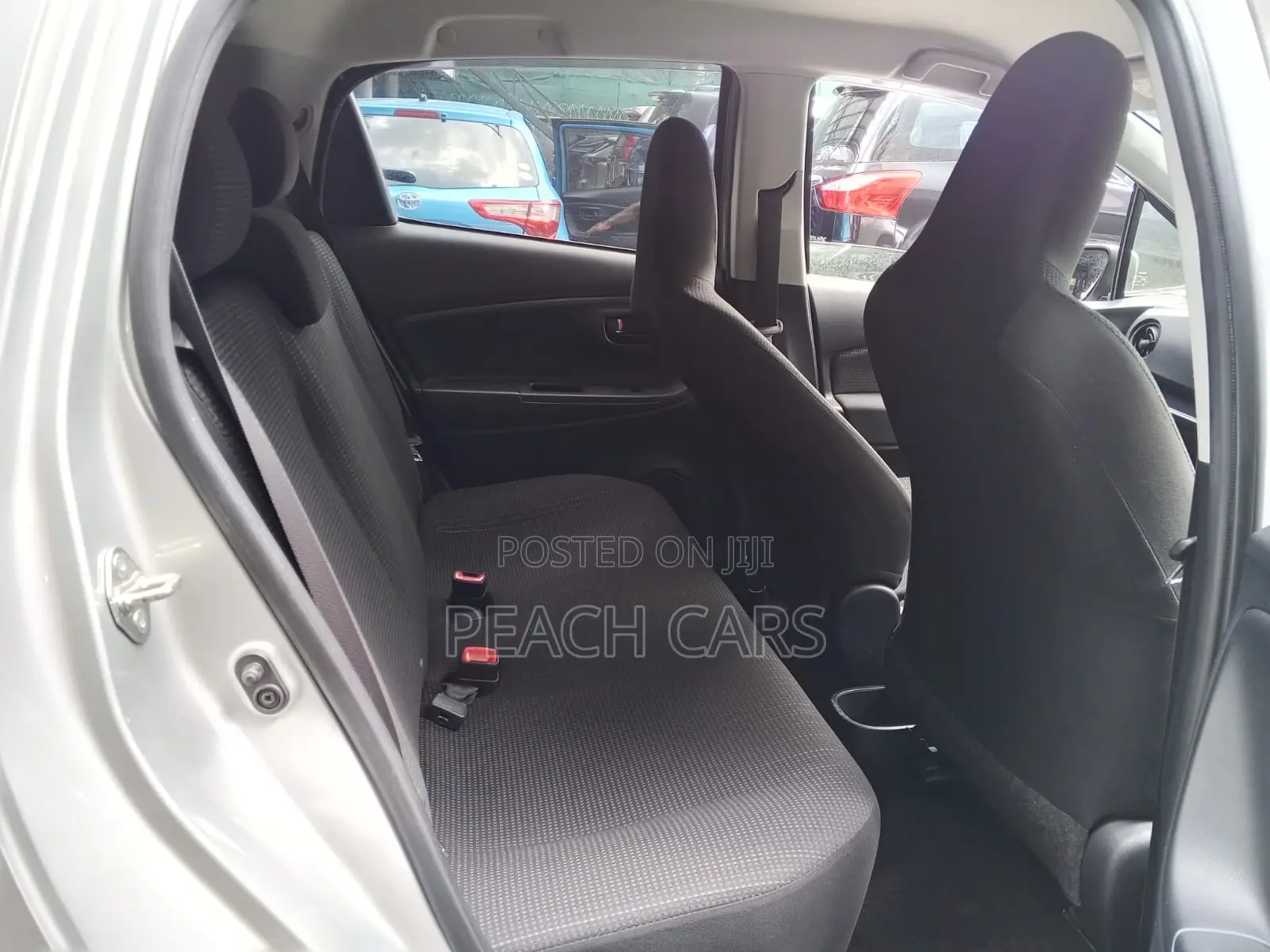 Toyota Vitz 2019 Silver