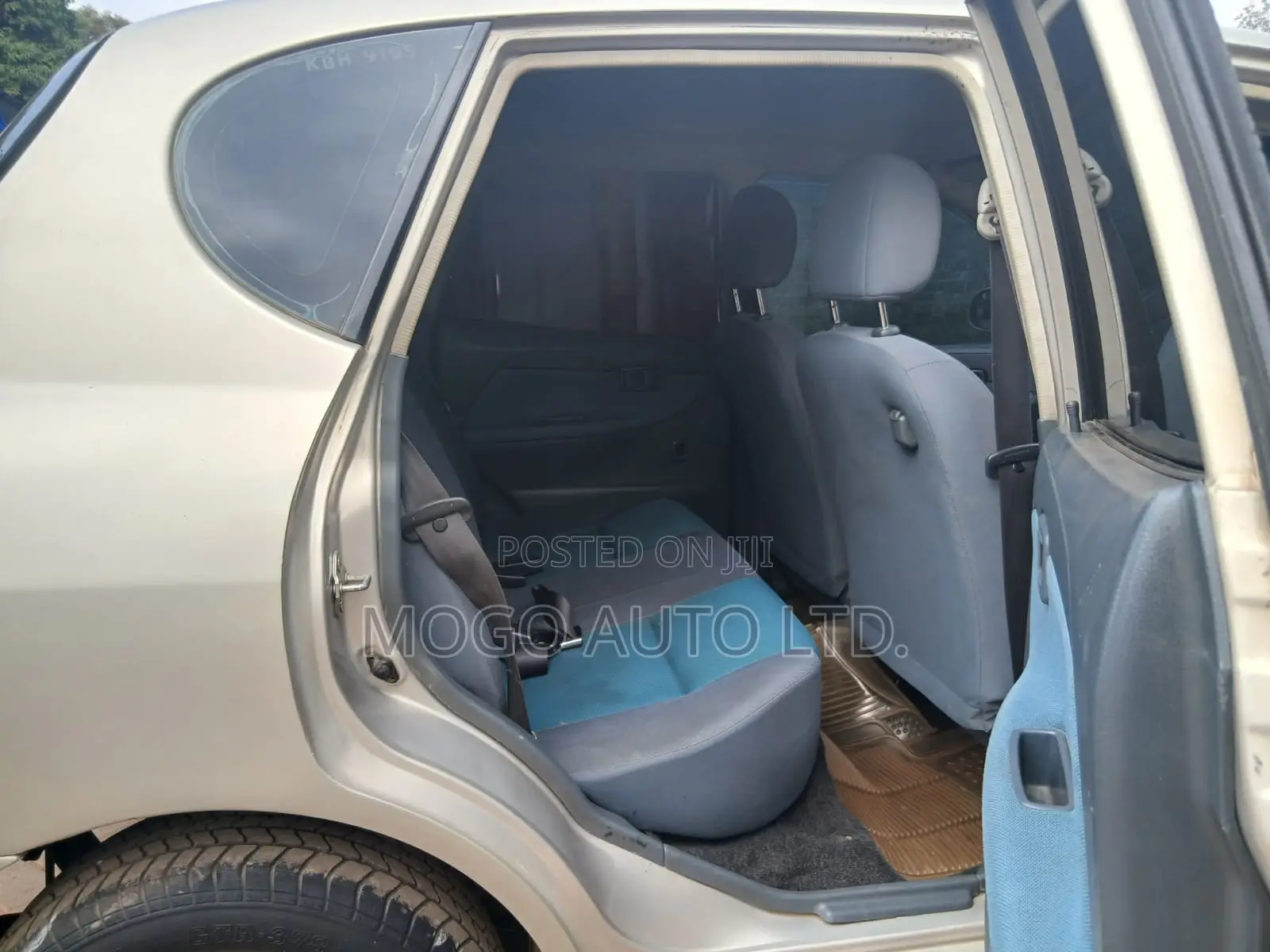 Toyota Duet 2002 Beige