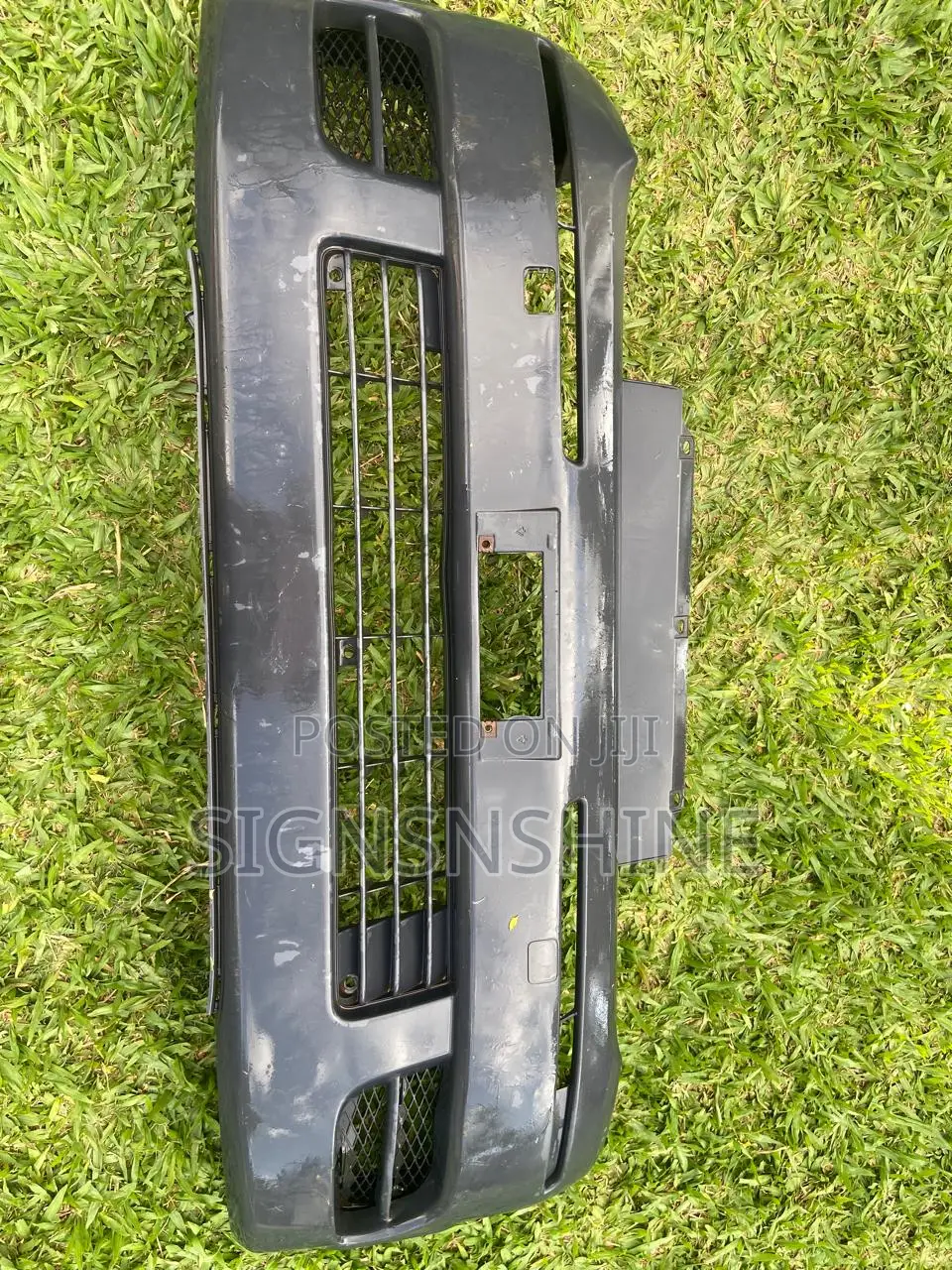 Toyota Hiace 7l Front Bumper