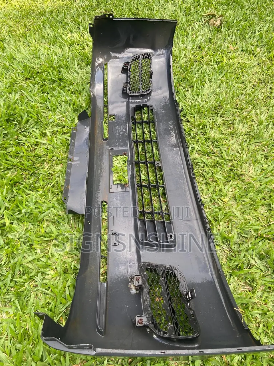 Toyota Hiace 7l Front Bumper