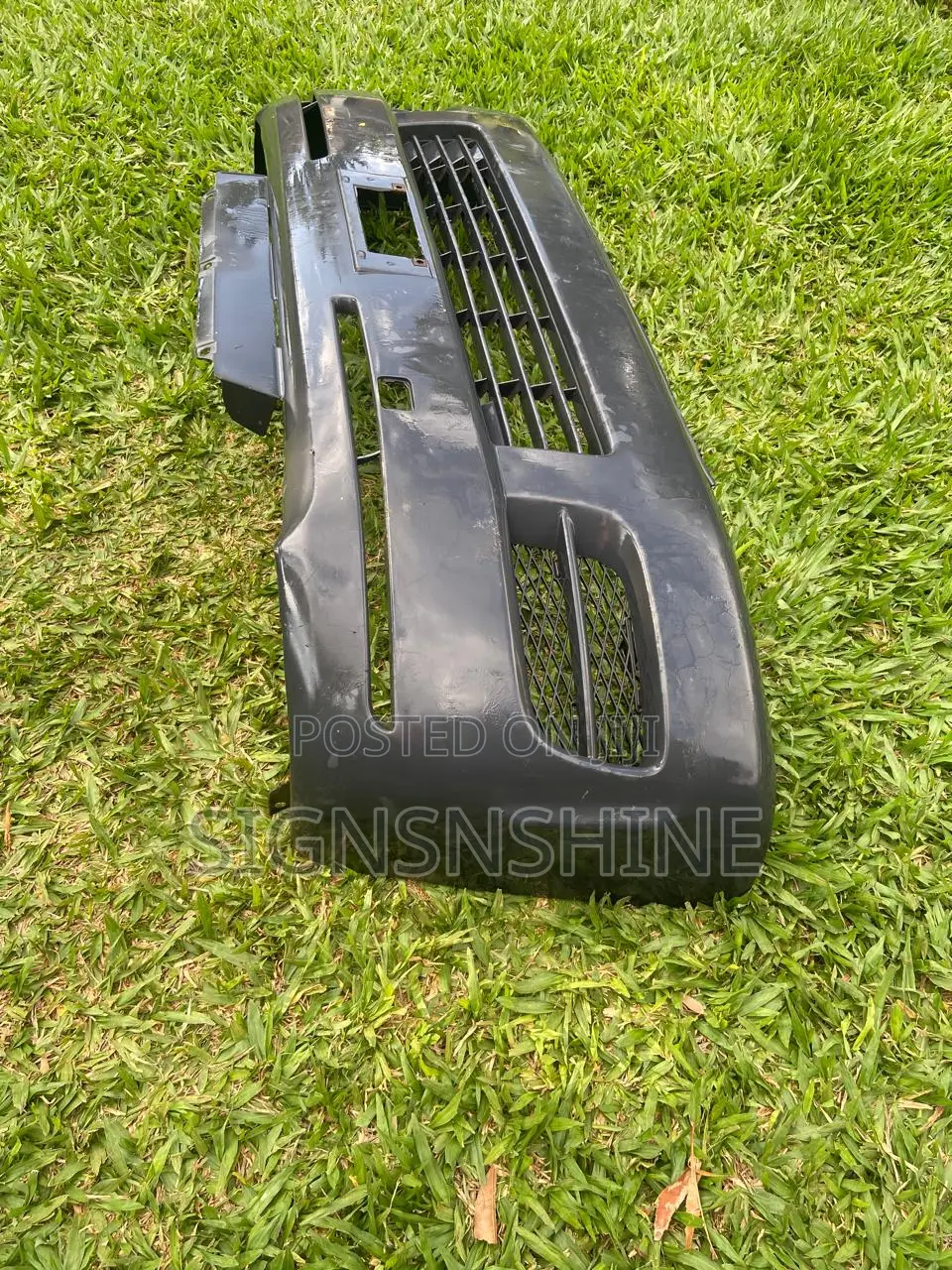 Toyota Hiace 7l Front Bumper