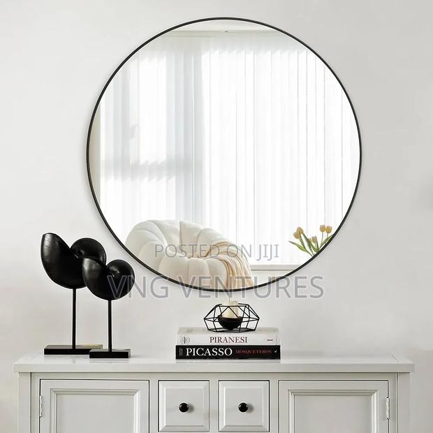 Contemporary Round Mirror
