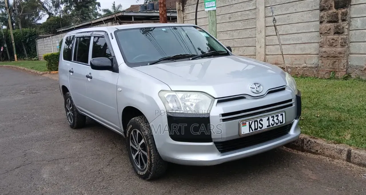 Toyota Succeed 2017 Silver