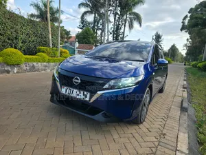 Nissan Note 1.2 Hybrid 2022 Blue