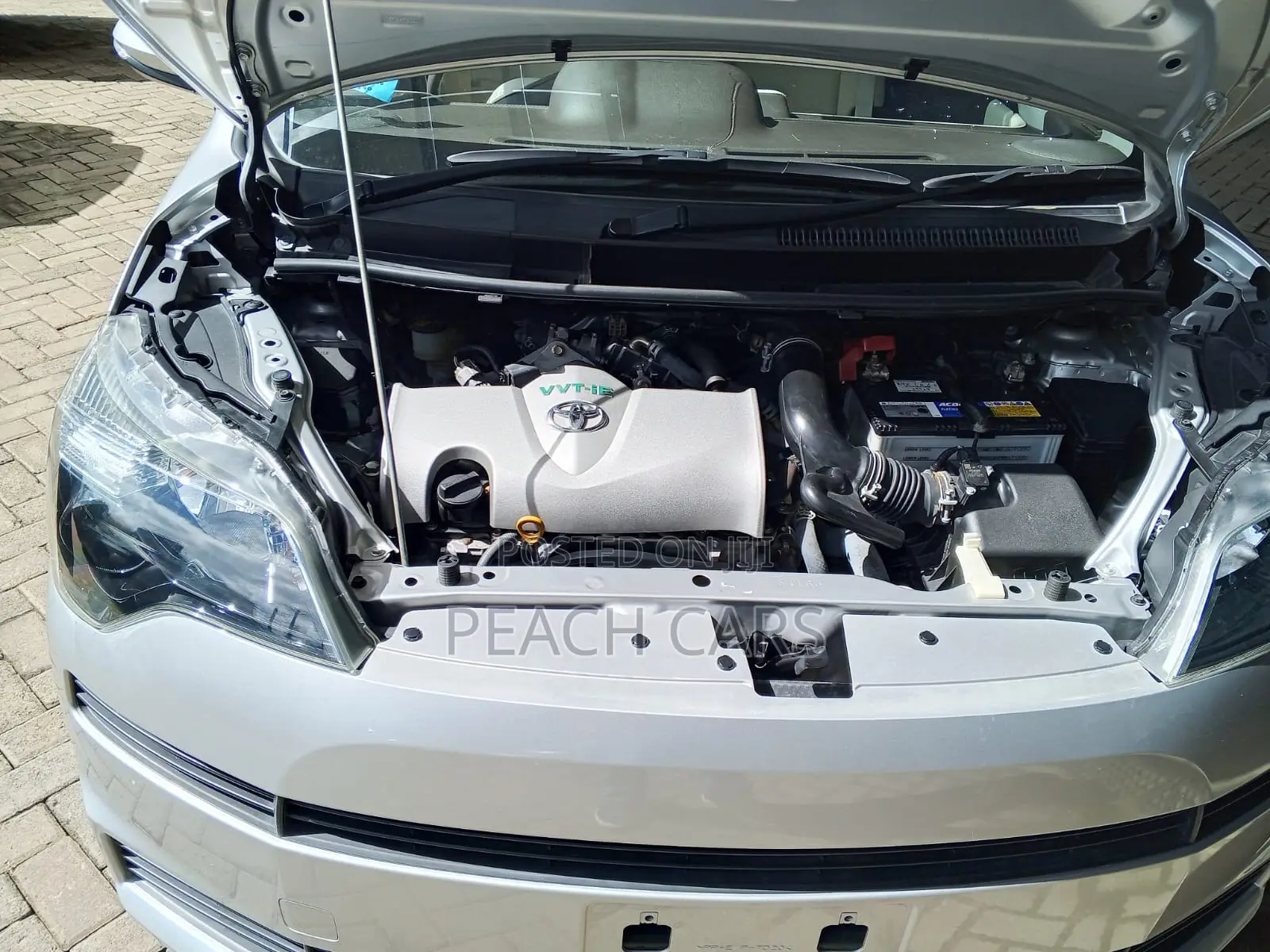 Toyota Spade 2019 Silver