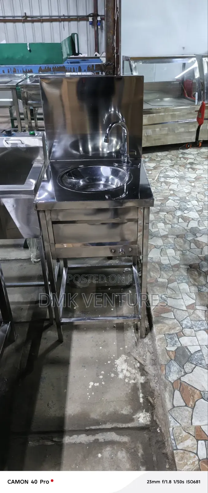 Impressive Standard Stainless Steel Hands Washing Station