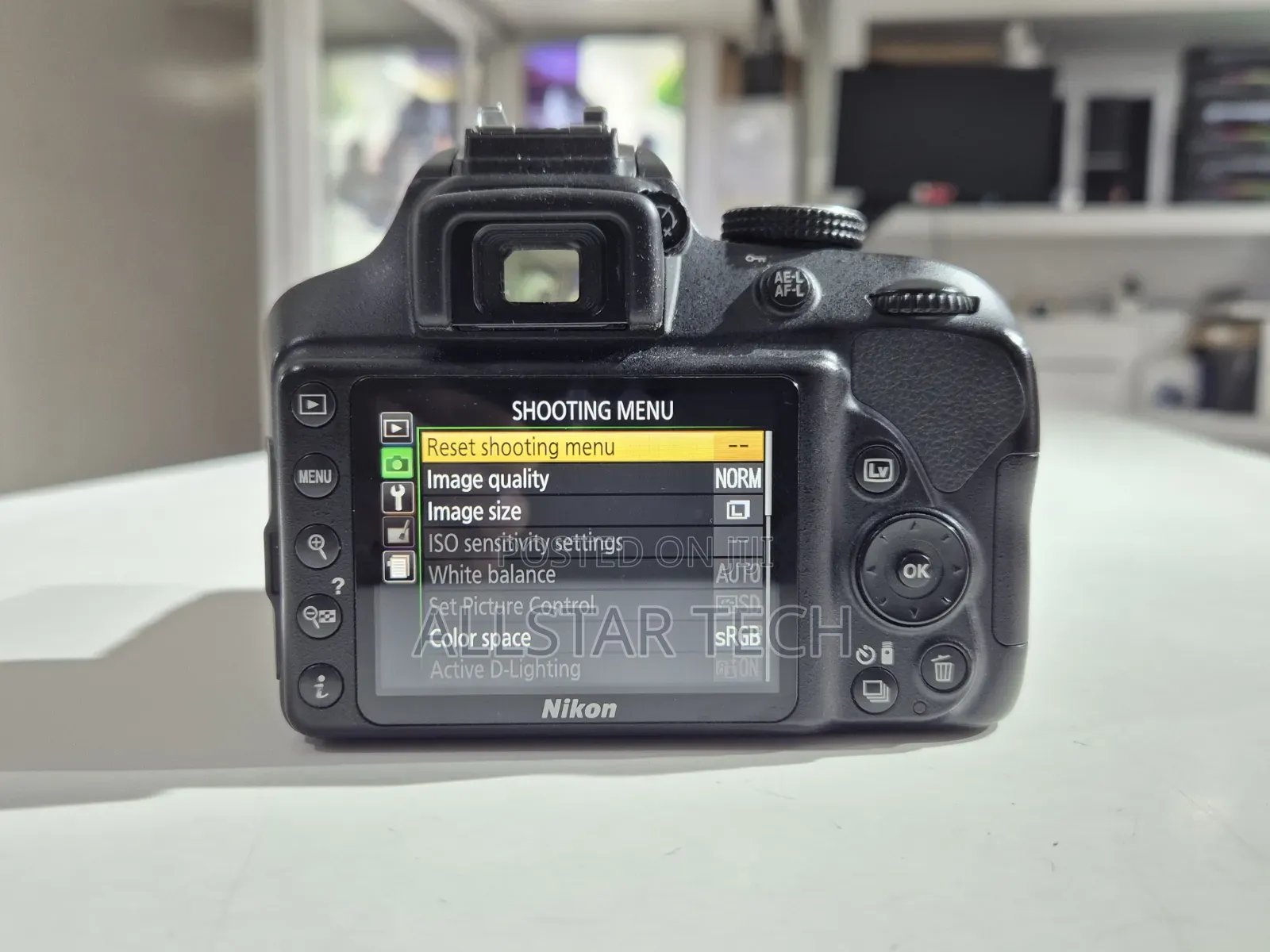 Nikon D3400 With 18-70mm F/3.5
