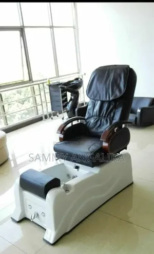 Luxury Pedicure Spa With Massage