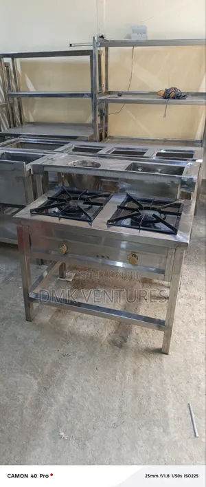 Impressing Standard Two Burner Gas Cooker