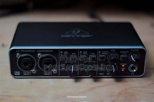 Behringer Umc204hd – 2x4 Usb Audio Interface With Midas Preamps