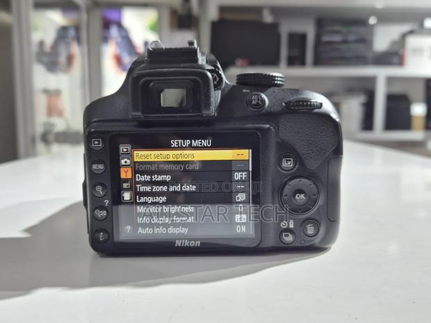 Nikon D3400 + 55-200mm F/4.5 - thumbnail 2