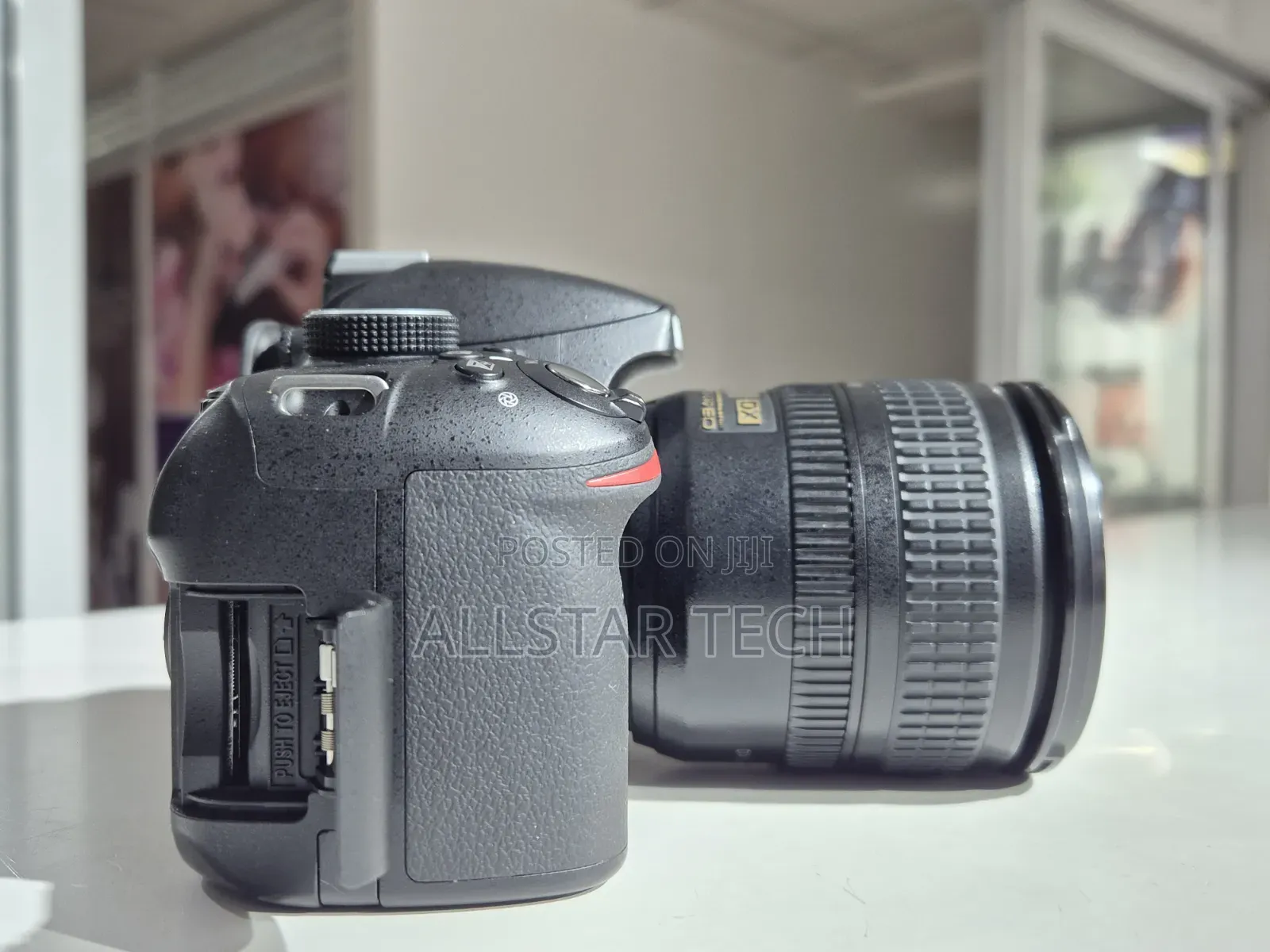Nikon D3200 With 18-70mm F/3.5