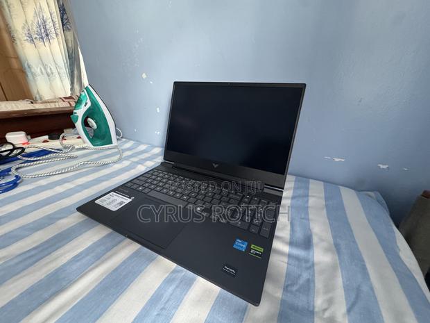 Laptop HP Victus 15 16GB Intel Core i5 SSD 512GB - thumbnail 2