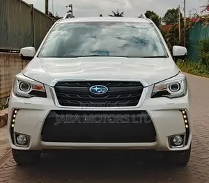 Subaru Forester 2018 White