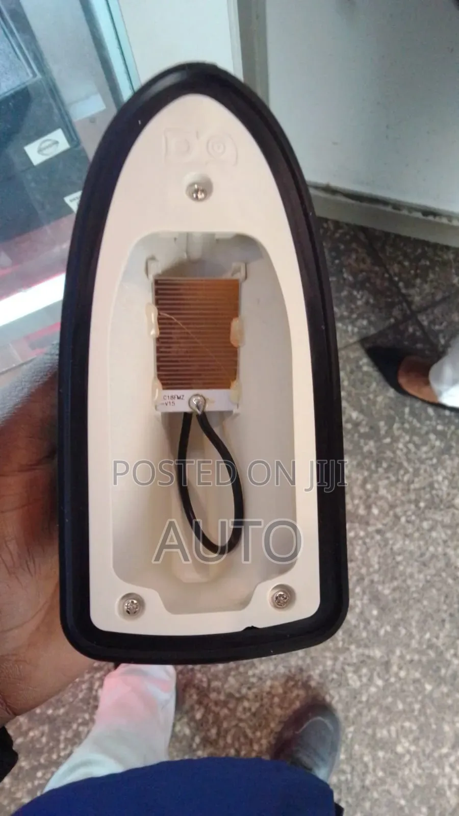 Universal Car Functional Antenna – High Reception Radio Antenna