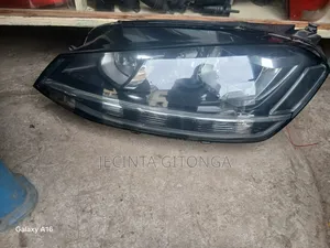 Golf Mk7 Headlight With One Ballast