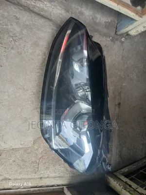 Golf Mk7 Headlight With One Ballast