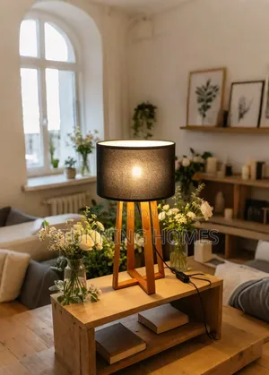 Wooden Tripod Lampshade