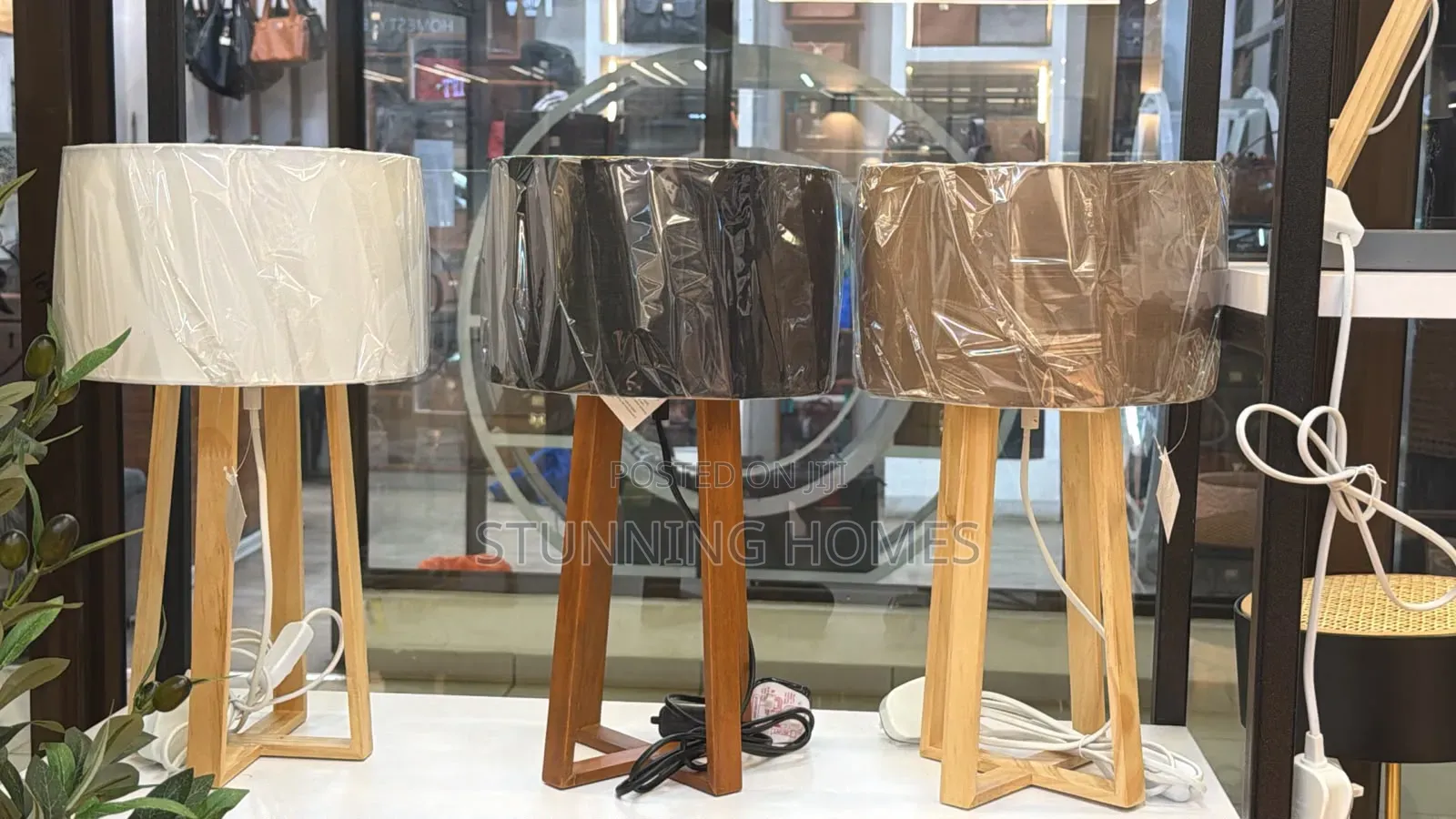Wooden Tripod Lampshade