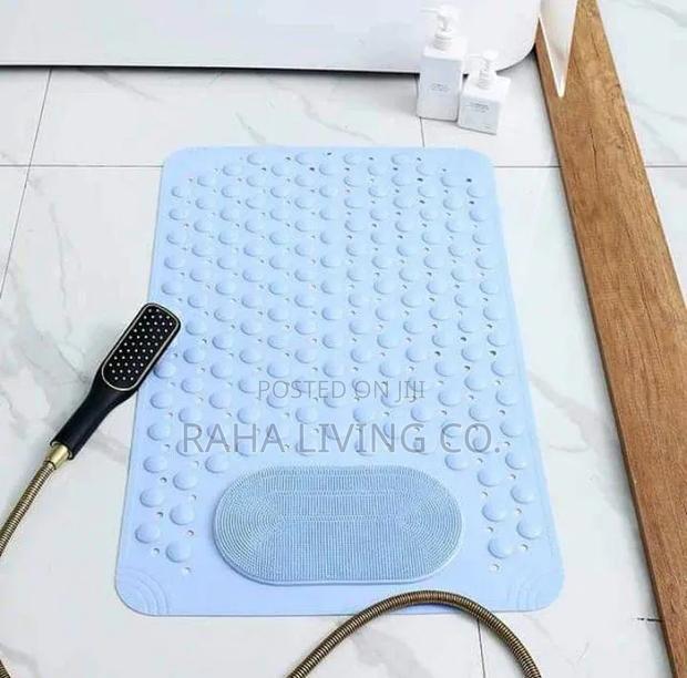 Rectangular Antislip Bathroom Mat | Large 45x75cm - thumbnail 4