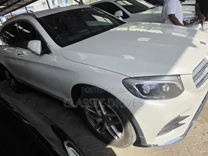 Mercedes-Benz GLC-Class 2017 White