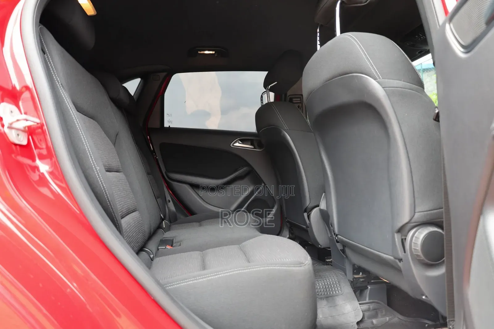 Mercedes-Benz B-Class 2017 Red