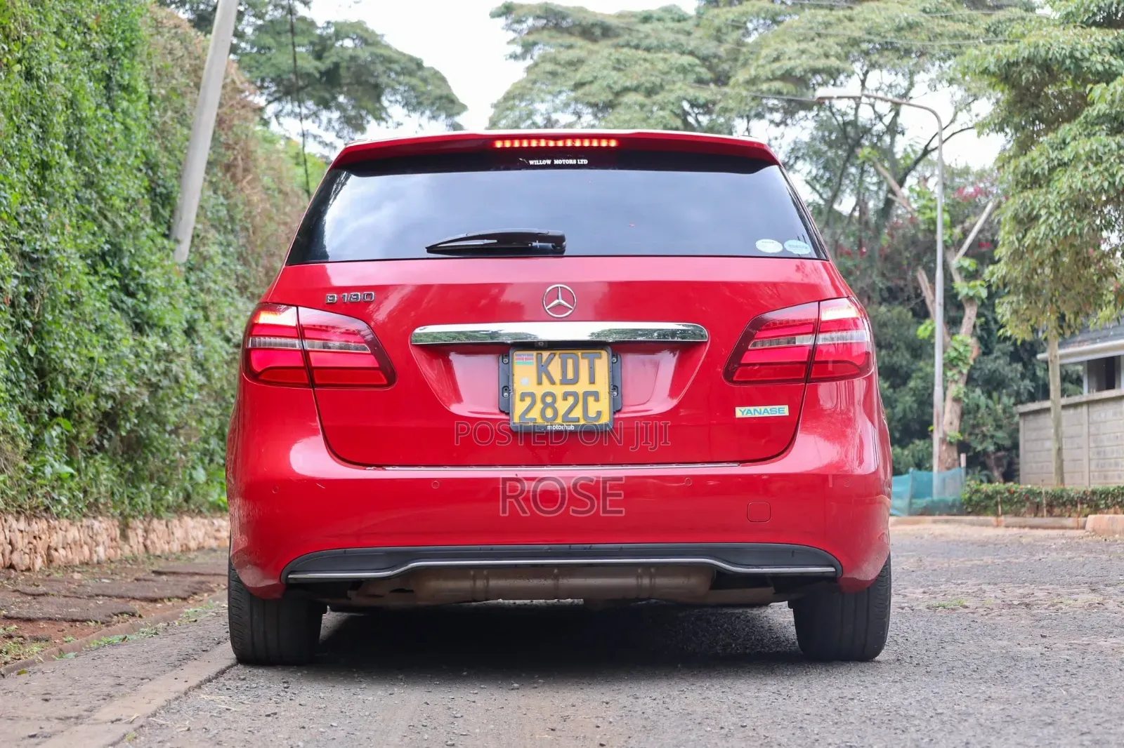 Mercedes-Benz B-Class 2017 Red