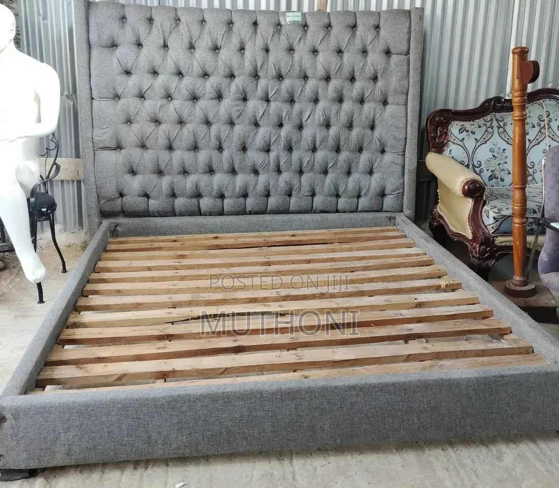 Grey 6*6 Chester Bed
