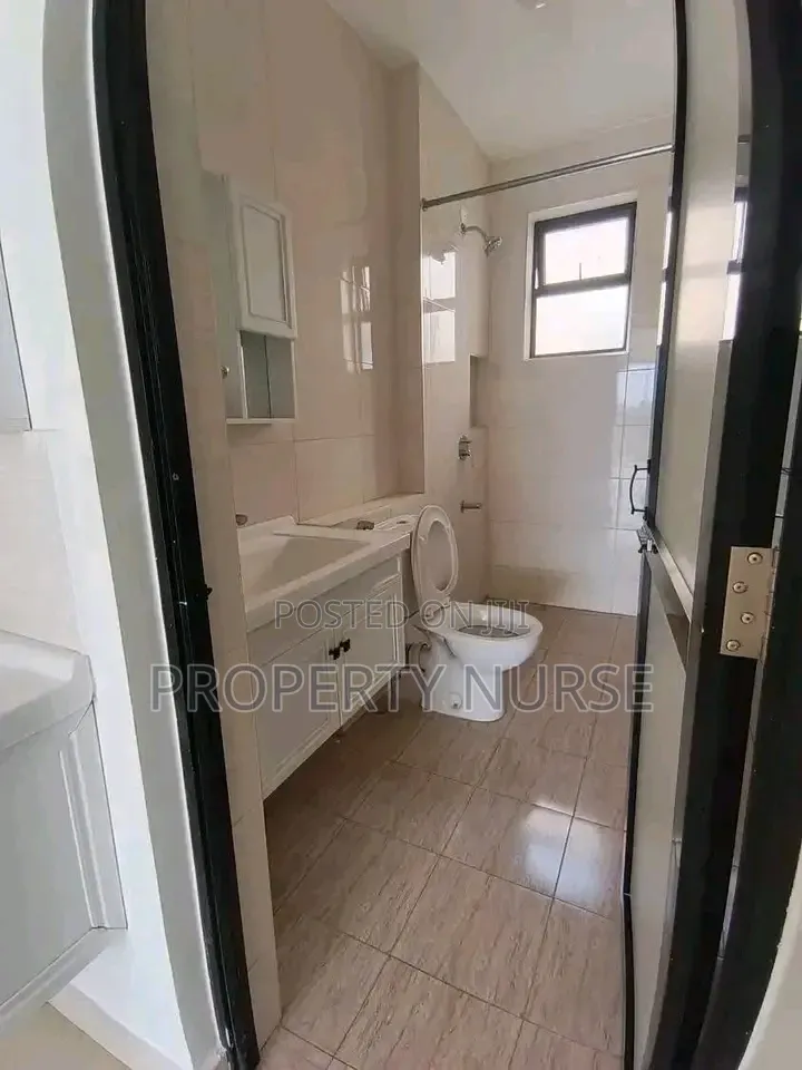 2bdrm Apartment in Gateway Mall Area for rent
