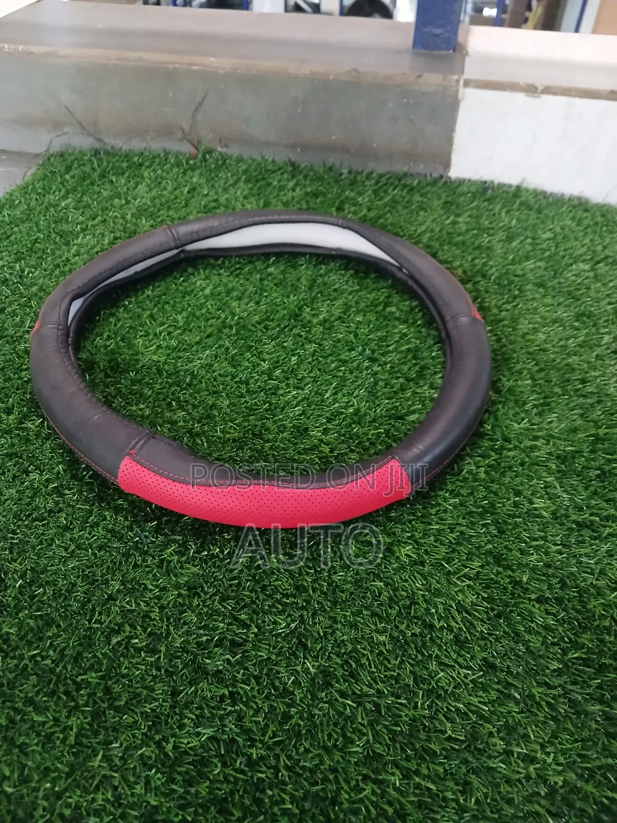 Universal Steering Wheel Cover – Comfortable Grip Car Wheel Protector