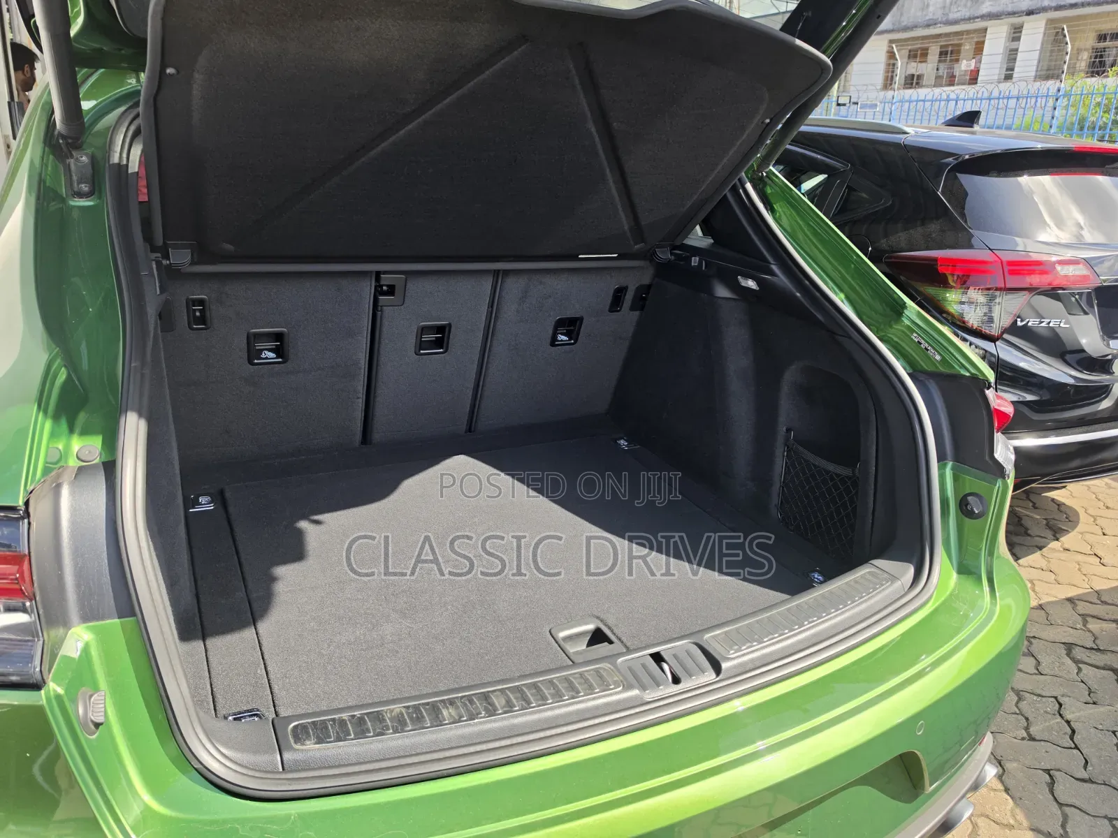 Porsche Macan 2019 Green