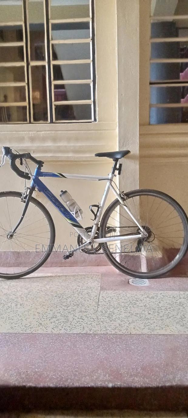 Carrera Road Bike - thumbnail 3