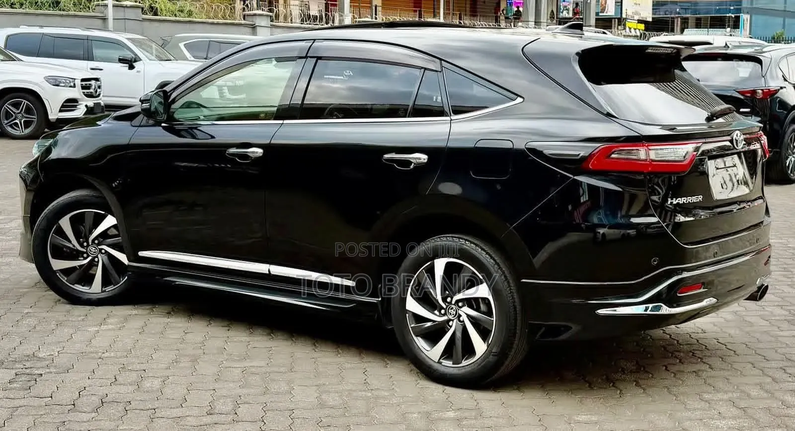 Toyota Harrier 2019 Black