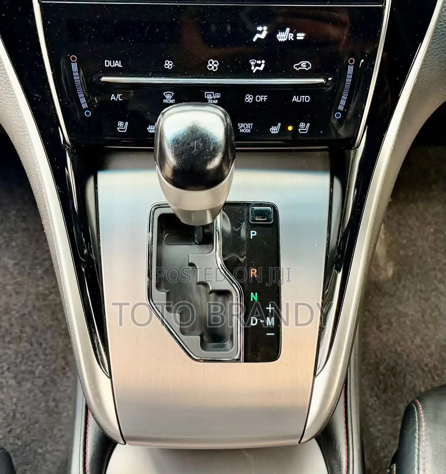 Toyota Harrier 2019 Black