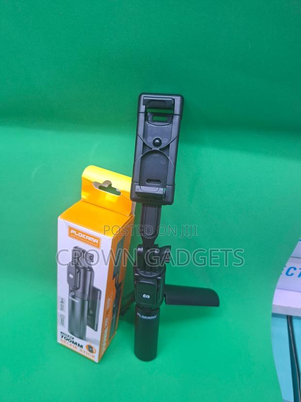 Plokama Live- Bluetooth Selfie Stick With Remote Control - thumbnail 2