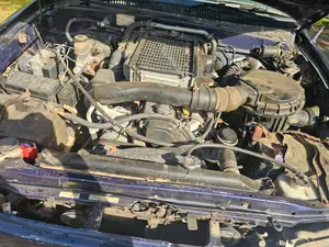 Toyota Hilux Surf 2004 Blue