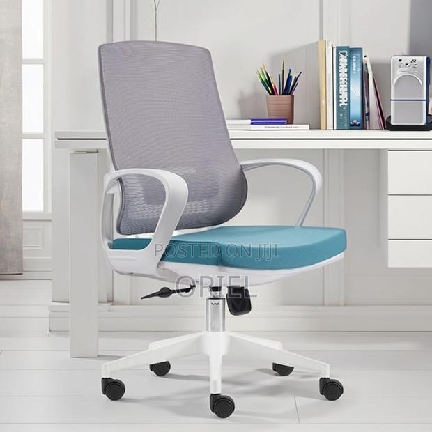 Office Chair : Mesh Gray Backrest Office Chair