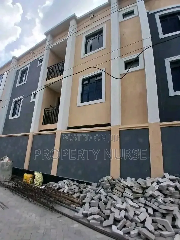 2bdrm Apartment in Gateway Mall Area for rent