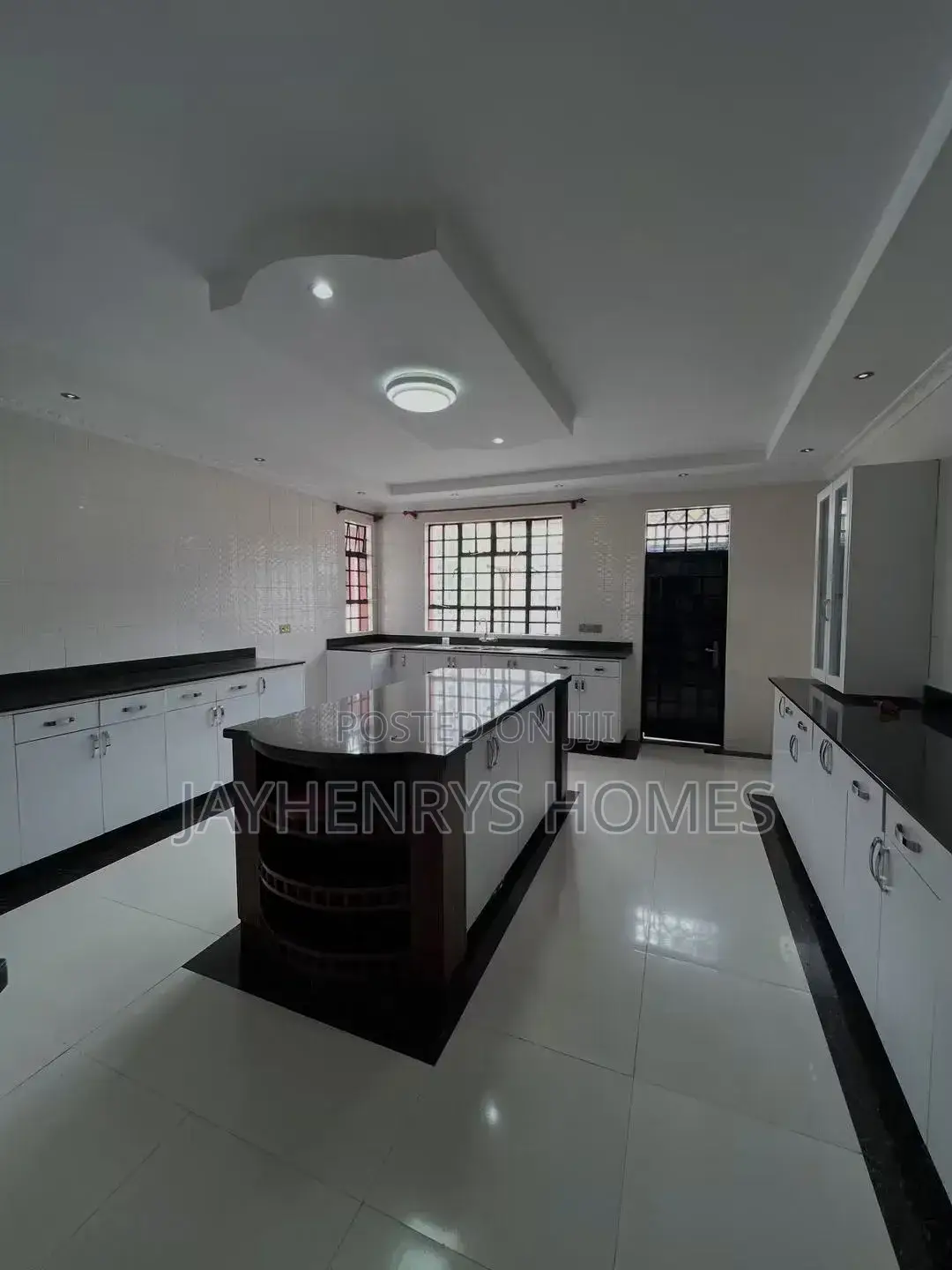 5bdrm House in Runda for rent