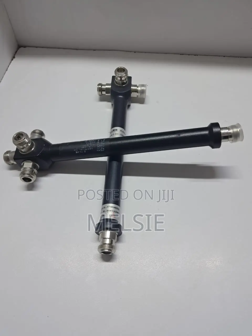 N-Type Rf Signal Splitter for Das and Repeater Systems
