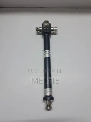 N-Type Female Connectors
 3-Way Signal Distribution